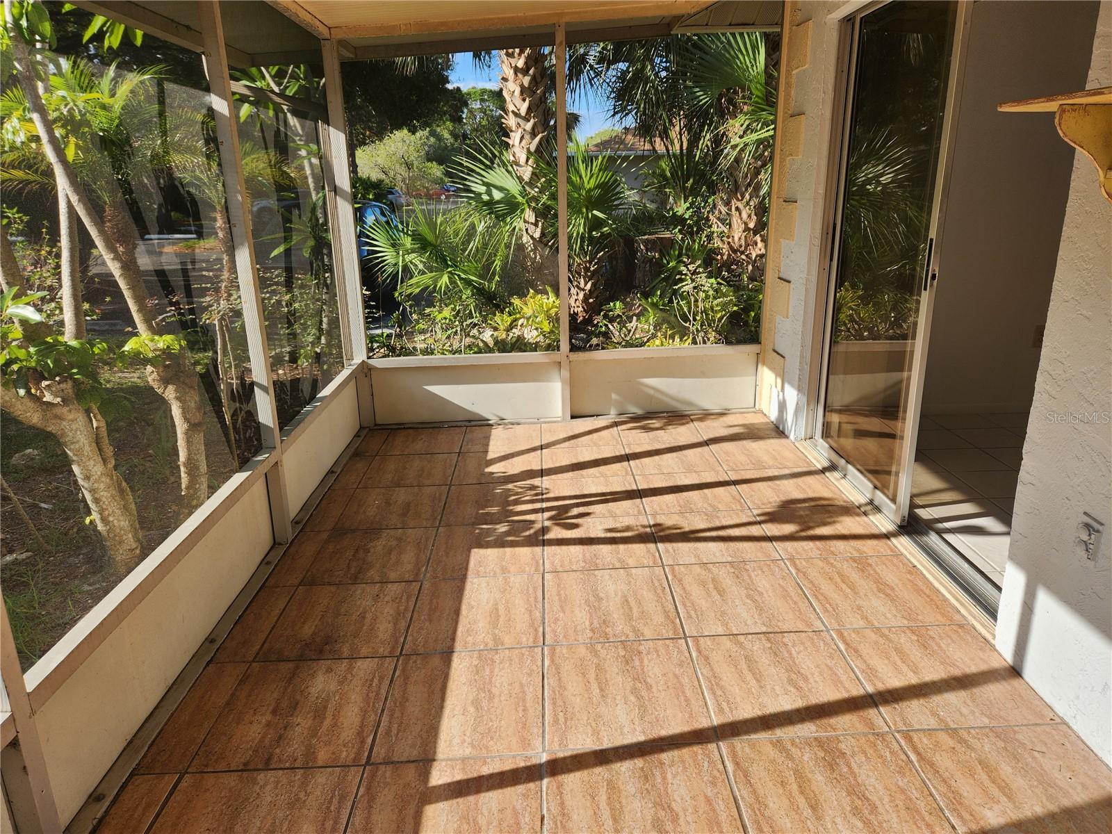 JEFFERSON PINES - Residential Lease