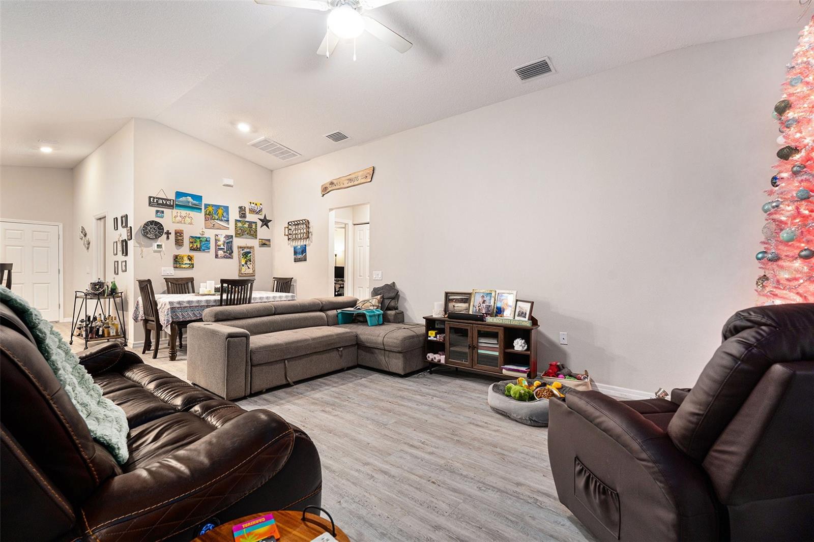 TARAWOOD PH 01 - Residential