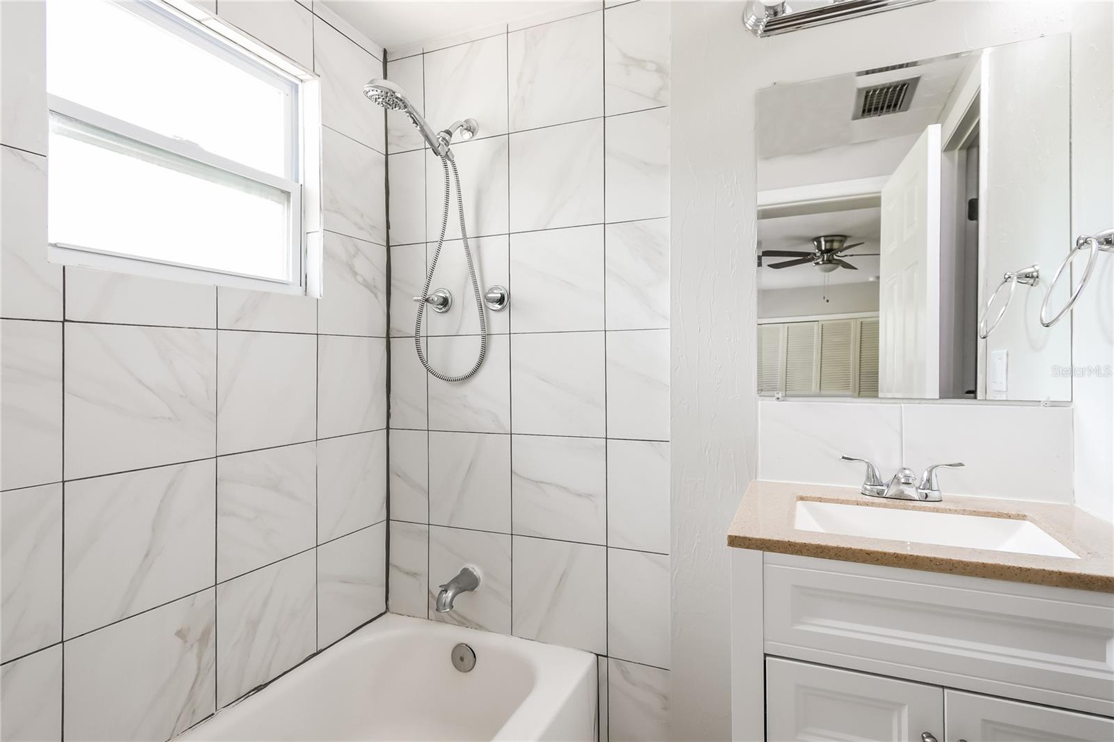 MOUNT DORA - Residential Lease