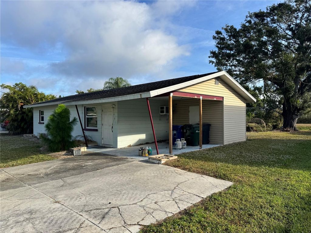 Photo of 1405 Ingram Avenue, Sarasota, FL 34232 (MLS # A4674354)