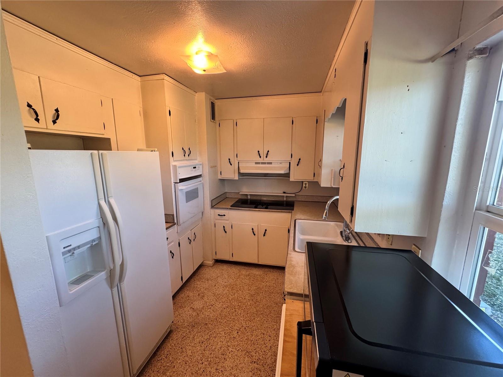 BAHIA VISTA HEIGHTS - Residential