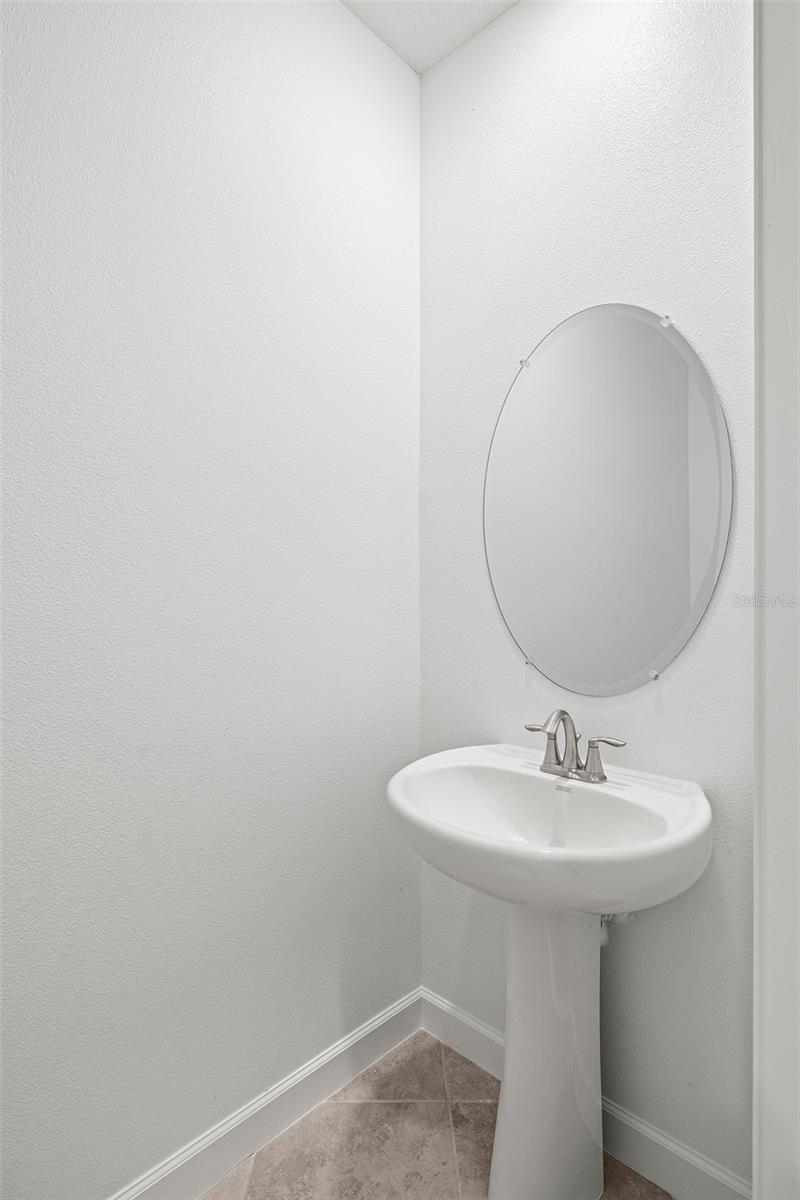 BRYANT SQUARE - Residential Lease