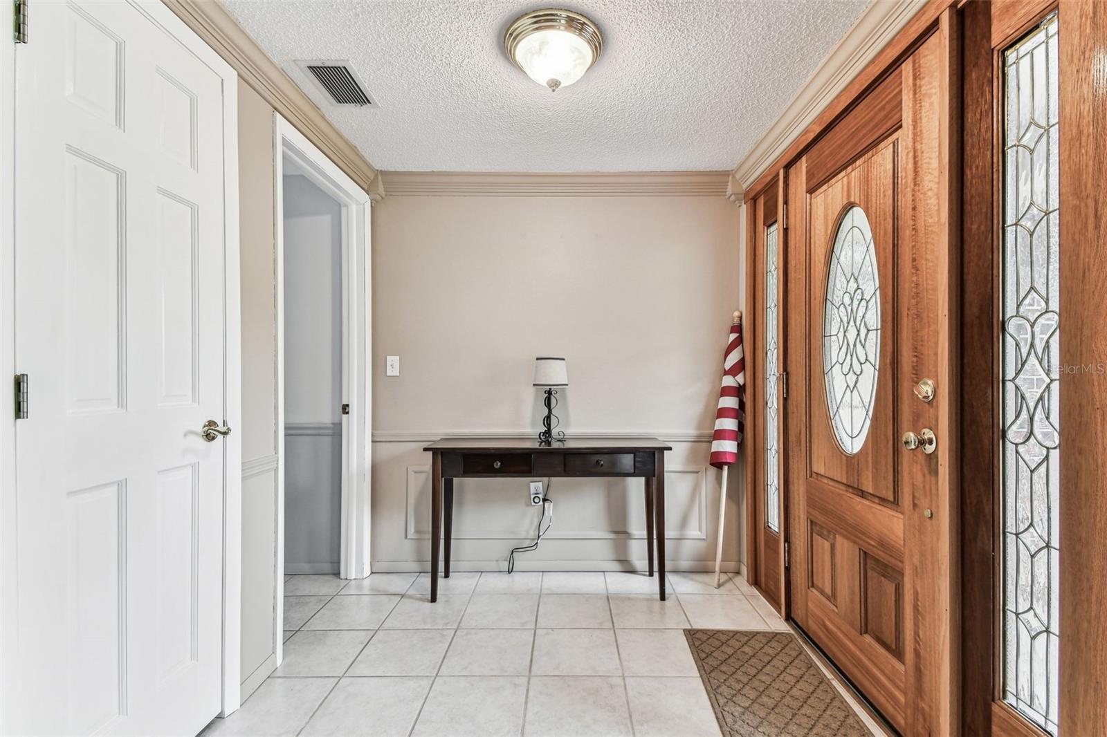 12101 MEADOWBROOK LANE