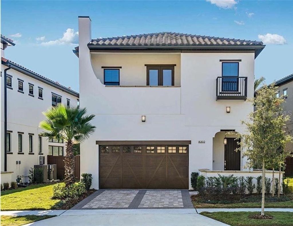 Photo of 8202 Via Vittoria Way, Orlando, FL 32819 (MLS # O6386630)