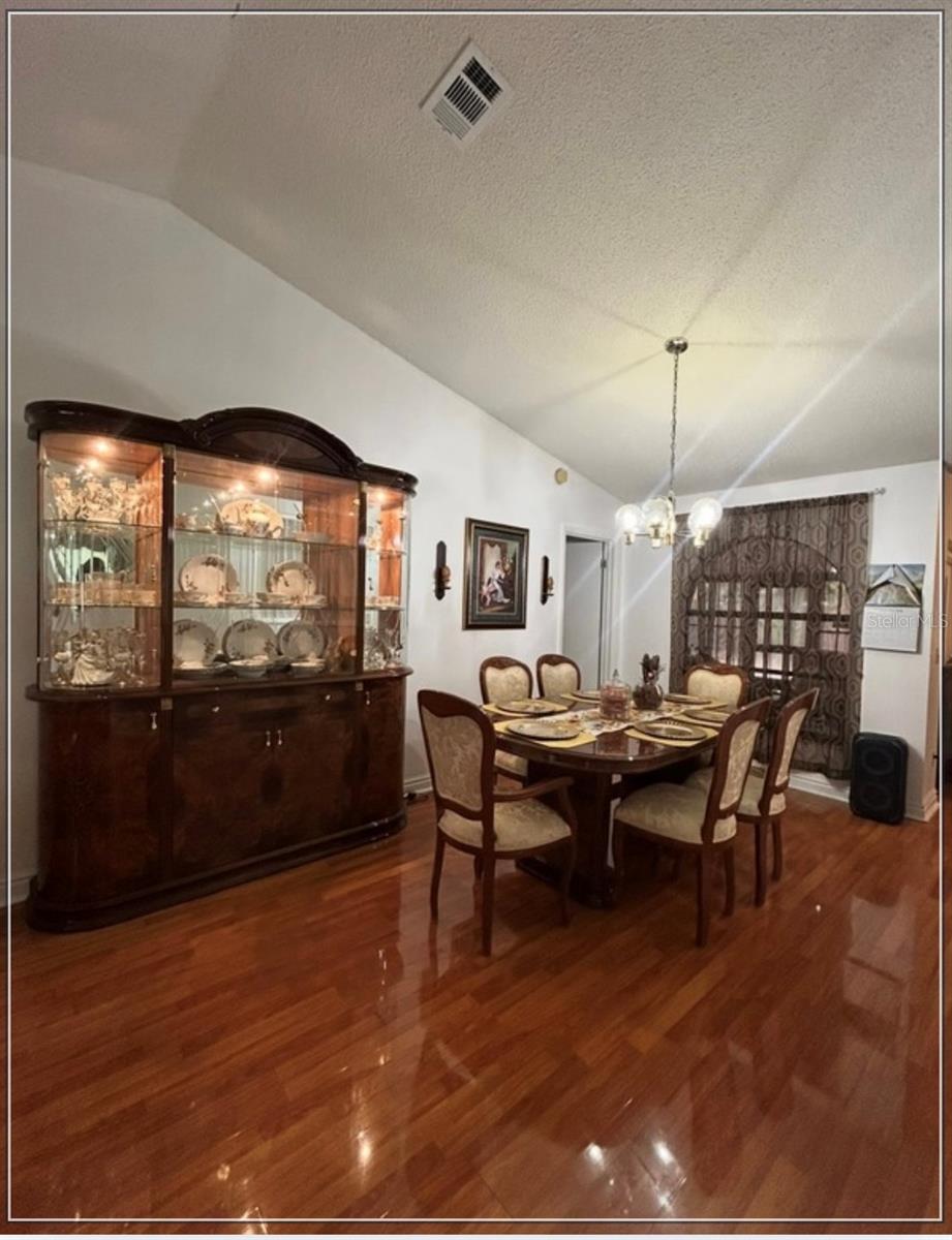 10103 CHESHAM DRIVE