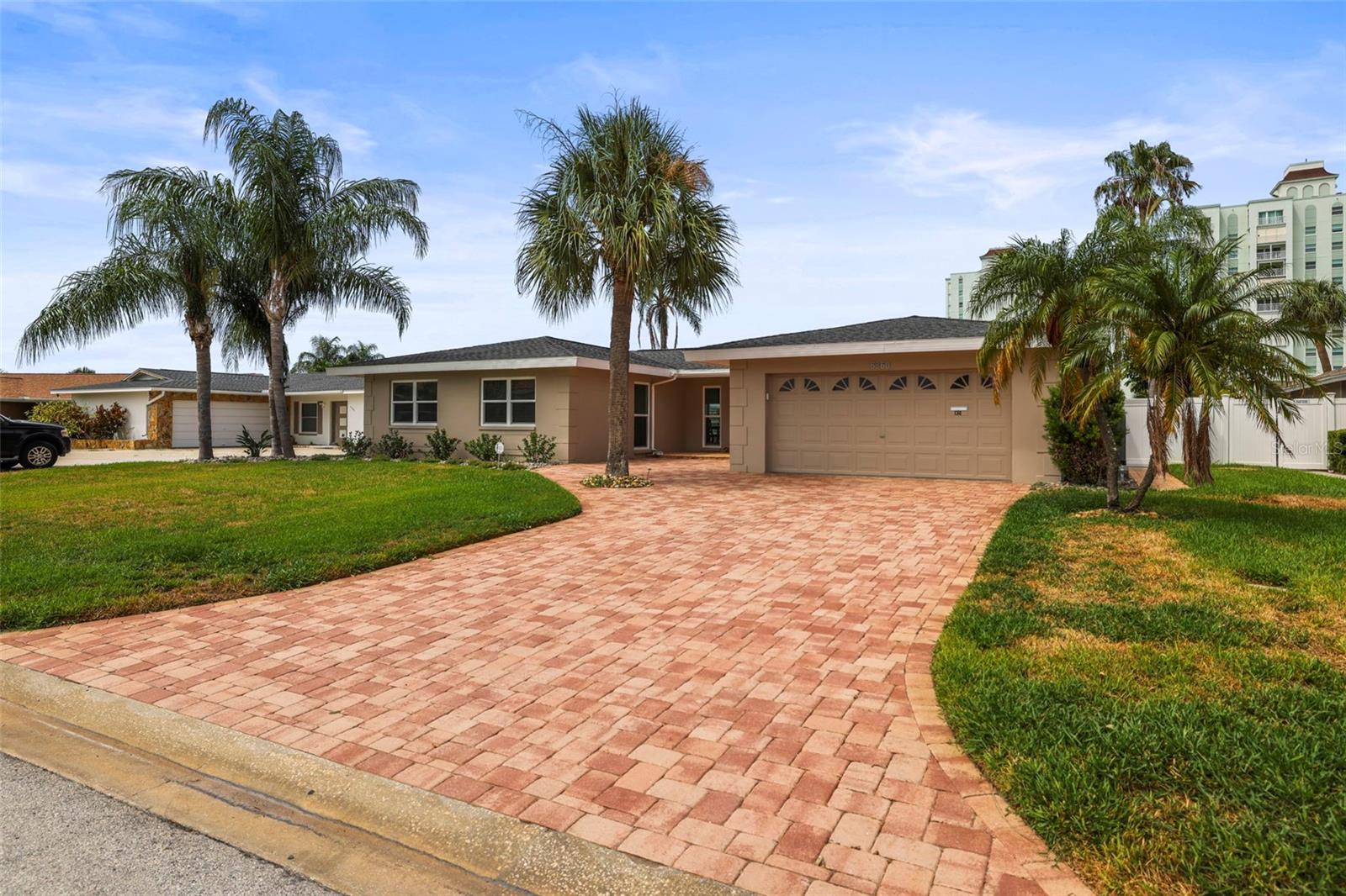 6360 2ND PALM POINT