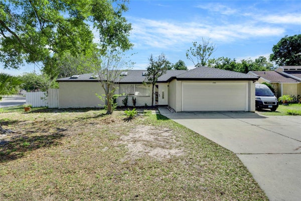 1790 SUN RIDGE DR, APOPKA, FL 32703 - Image 5ec3d54c19aae9302c357dbb02238a6b/2435803254