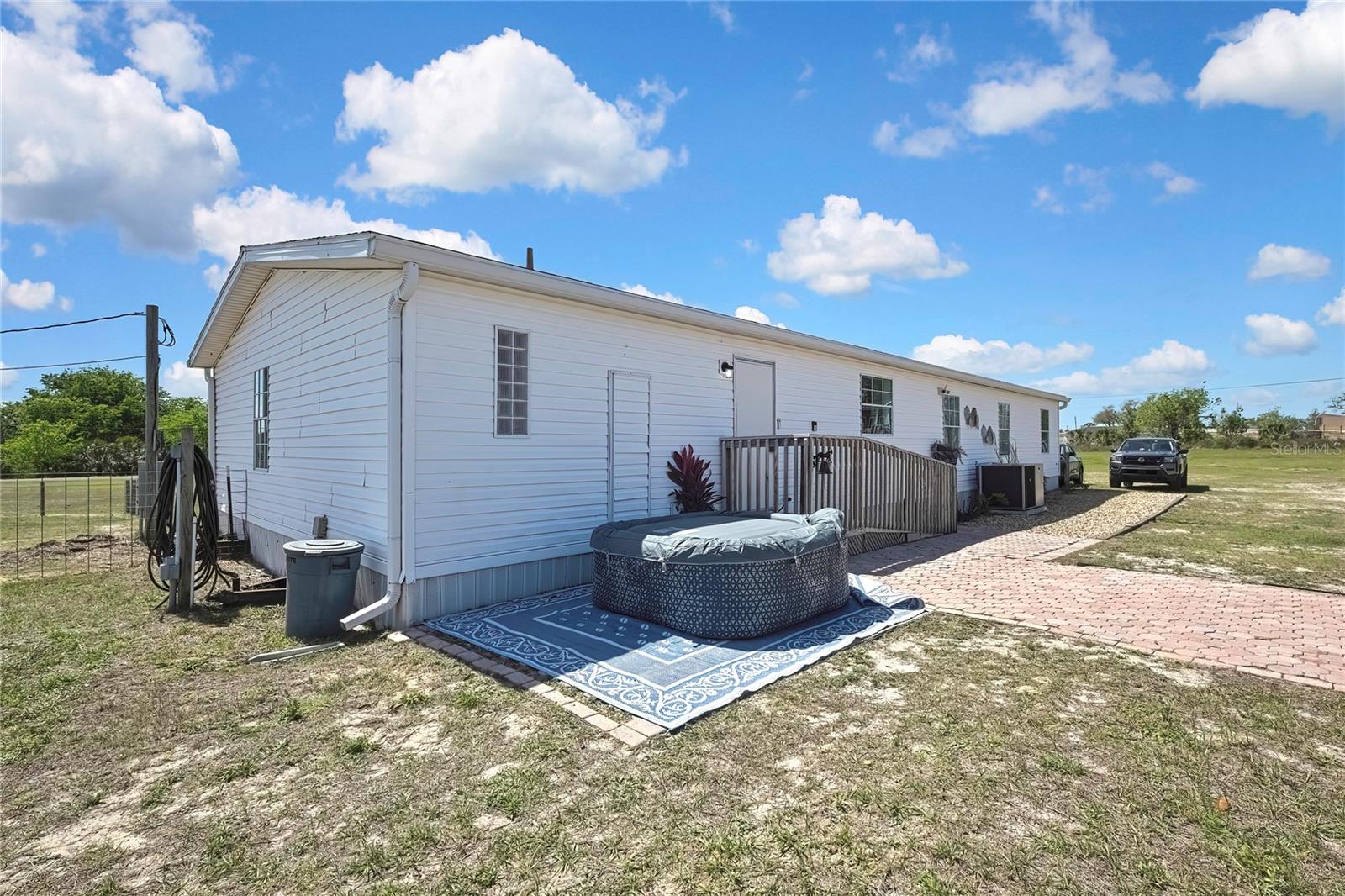 Listing image 6