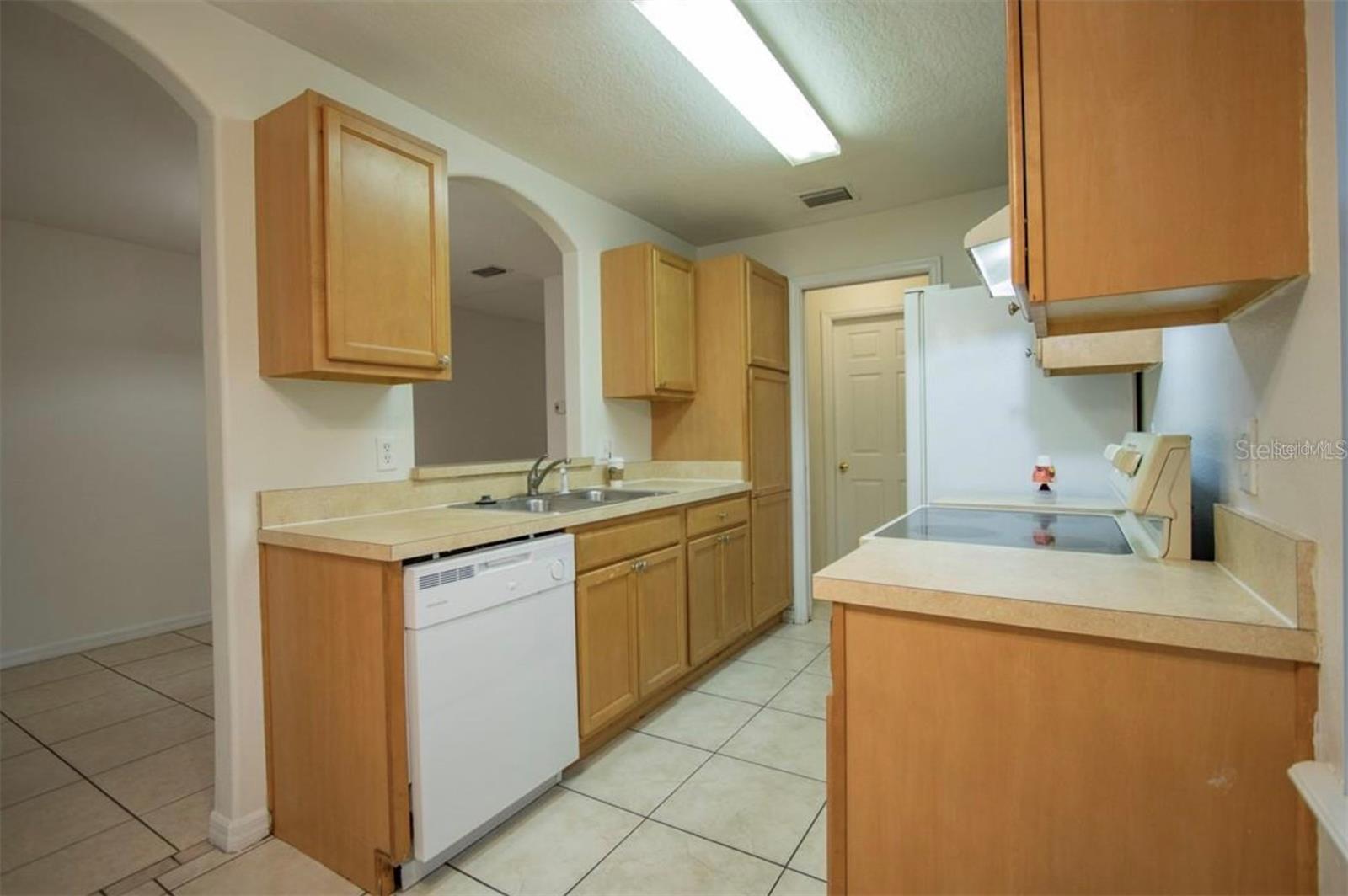 SEEGAR SUB - Residential Lease