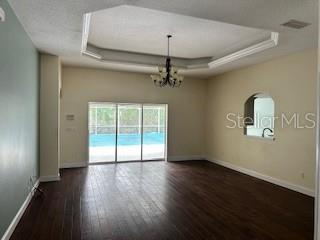 SHADOW CROSSING - Residential