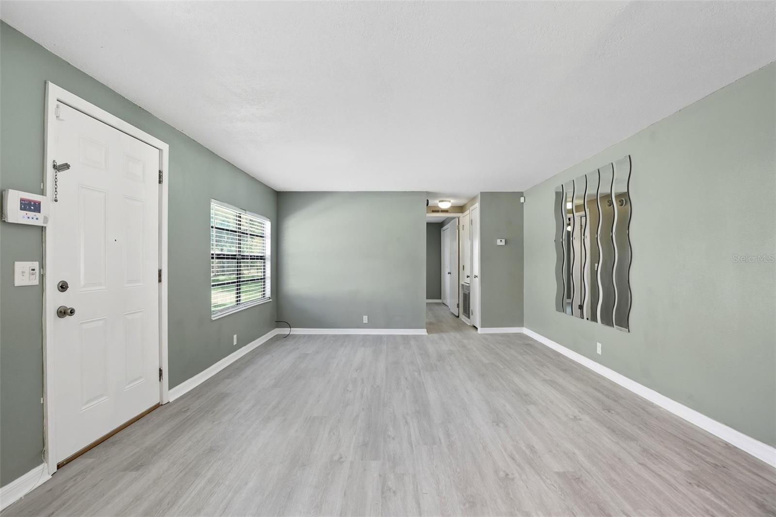 TOWNHOMES WINTER GARDEN - Residential Lease