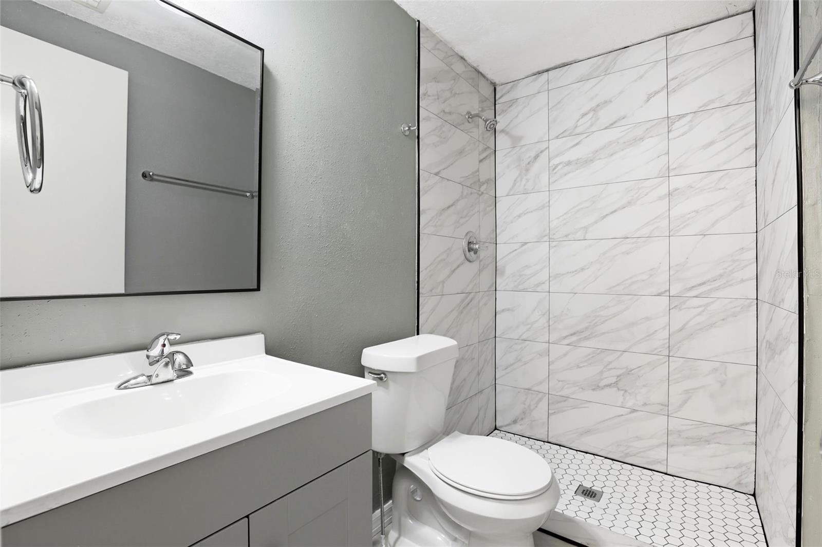 TOWNHOMES WINTER GARDEN - Residential Lease