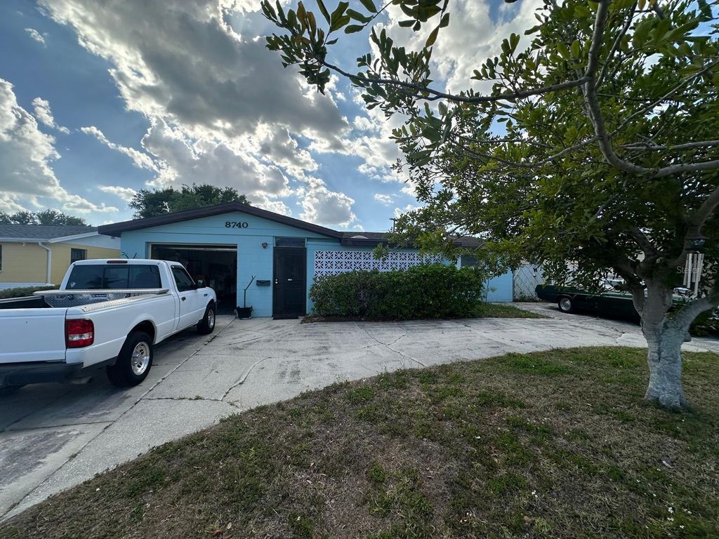 Photo of 8740 58th Lane N, Pinellas Park, FL 33782 (MLS # O6407280)