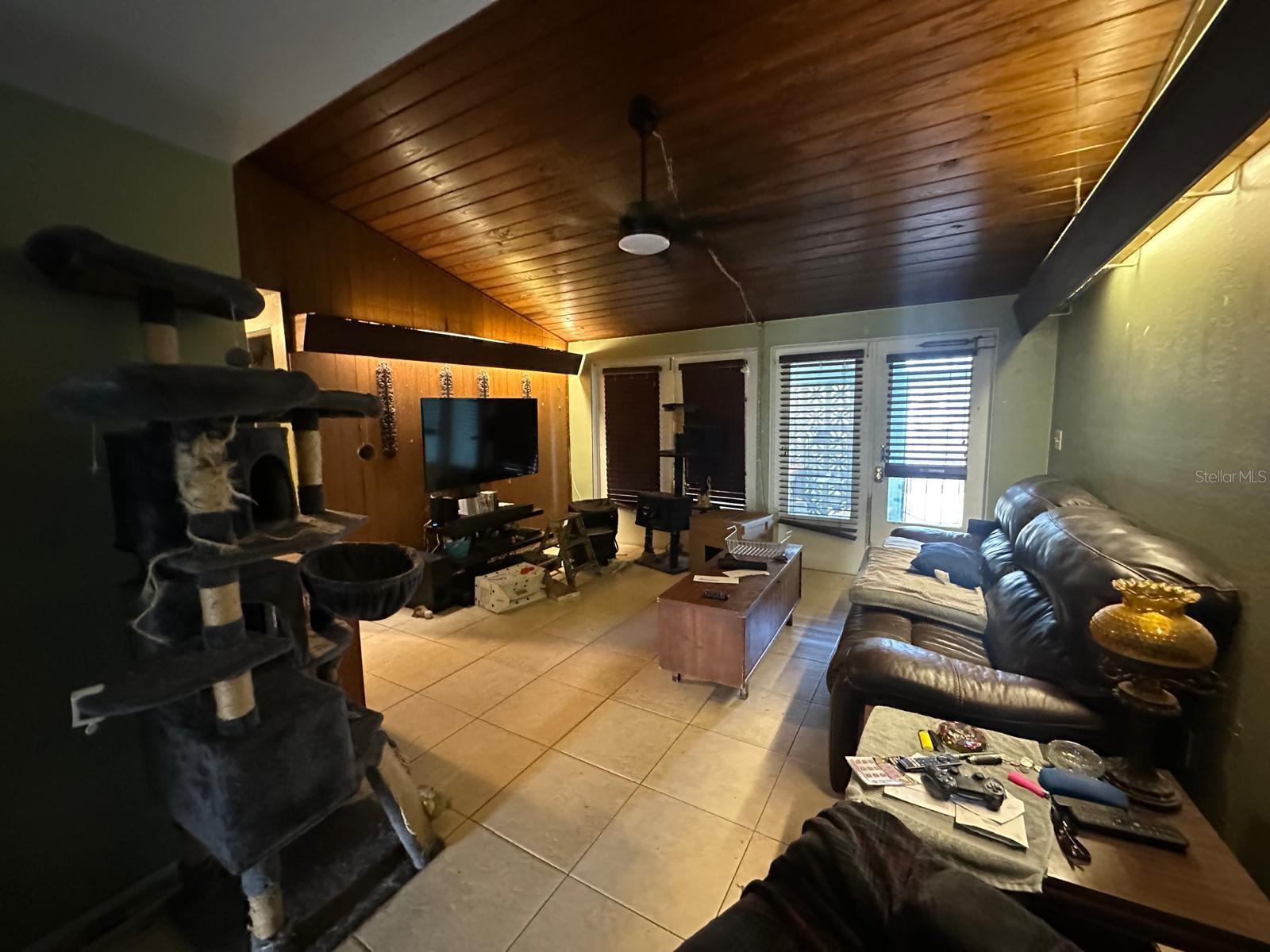 GREENDALE ESTATES 3RD ADD - Residential