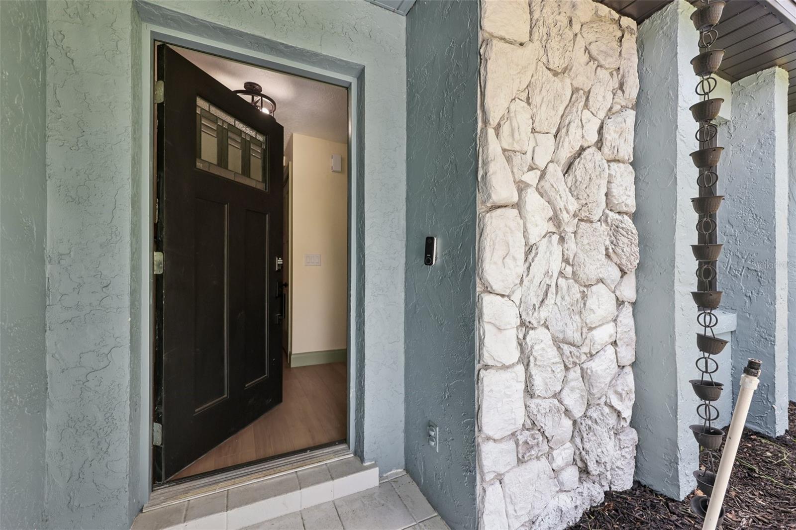 1360 GLADIOLAS DRIVE