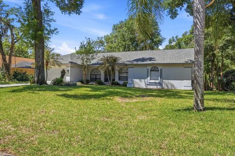 Photo of 2800 Hammock Drive, Plant City, FL 33566 (MLS # L4961290)