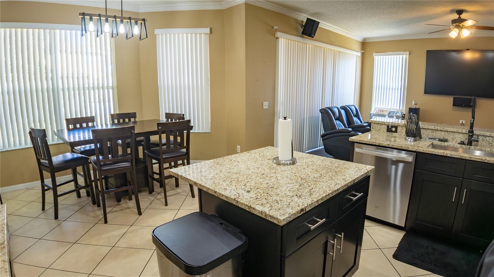 WATERSIDE - Residential