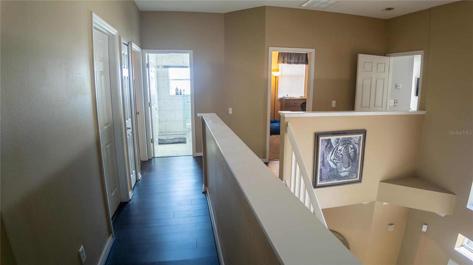 WATERSIDE - Residential