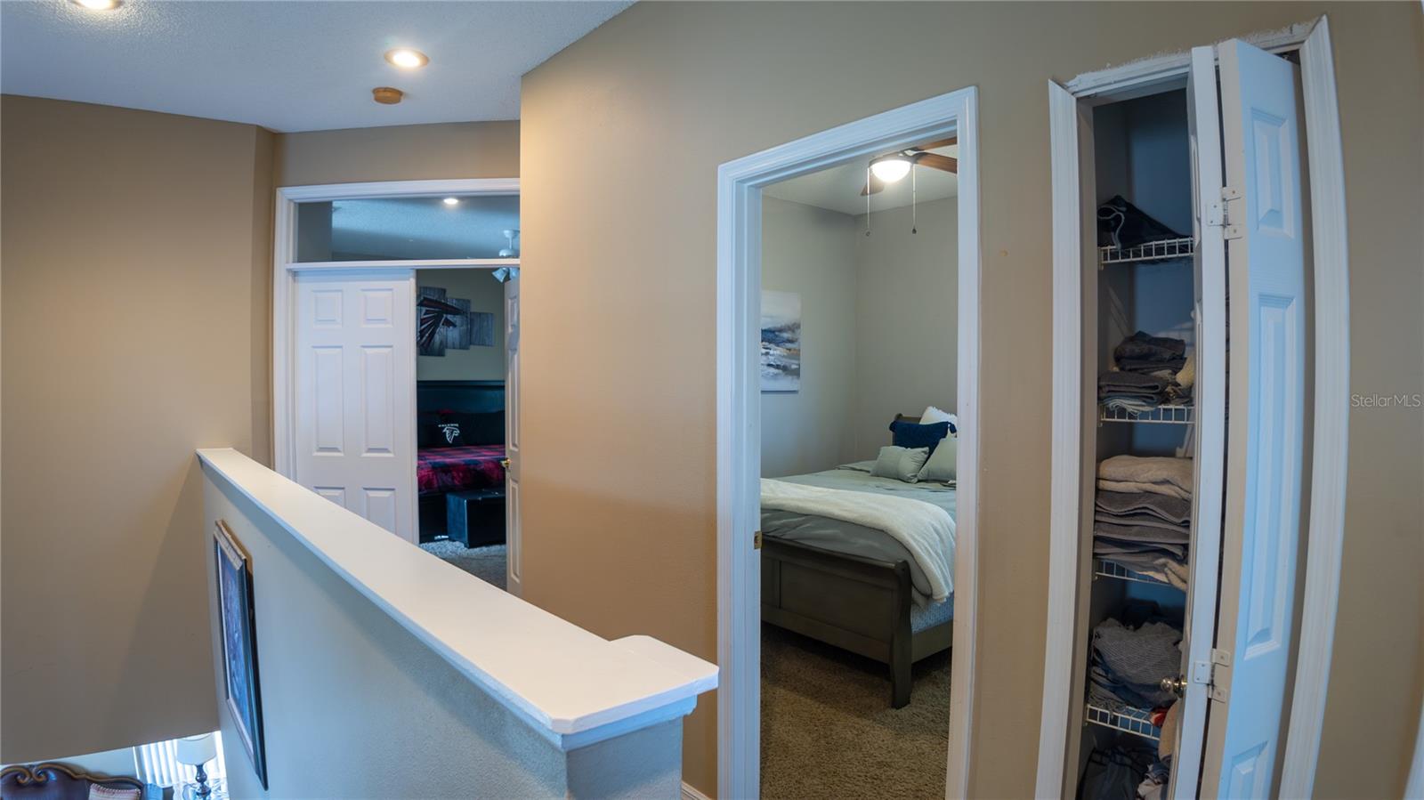 WATERSIDE - Residential