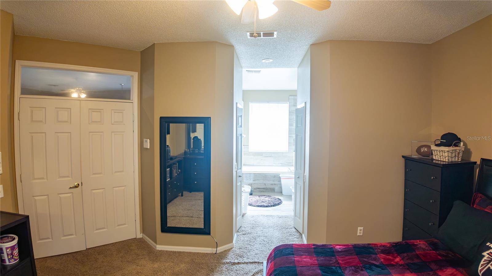 WATERSIDE - Residential