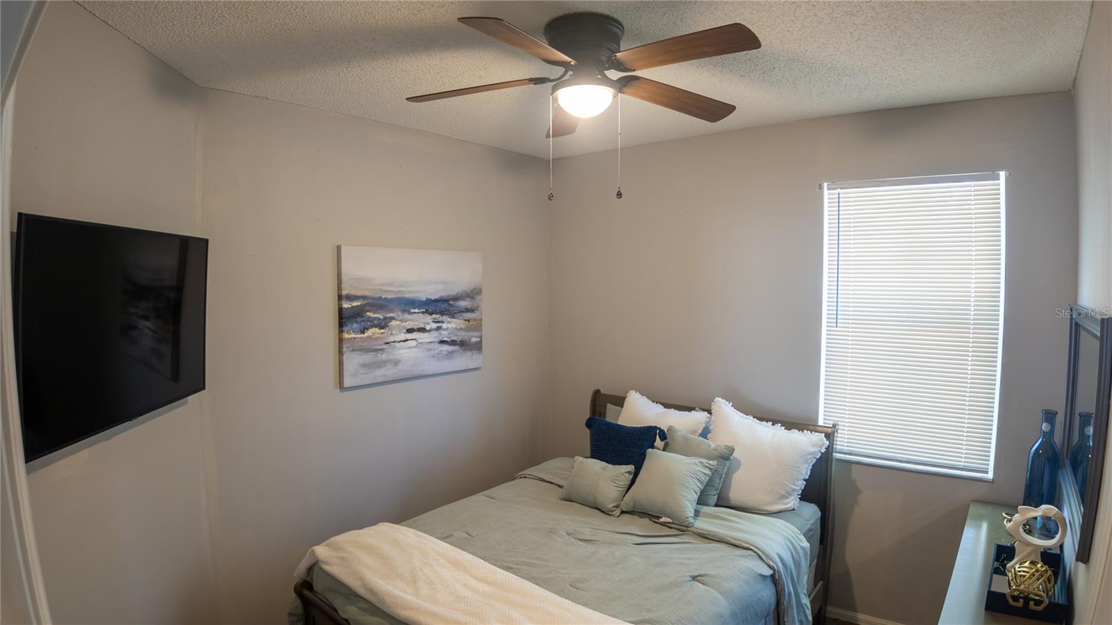 WATERSIDE - Residential