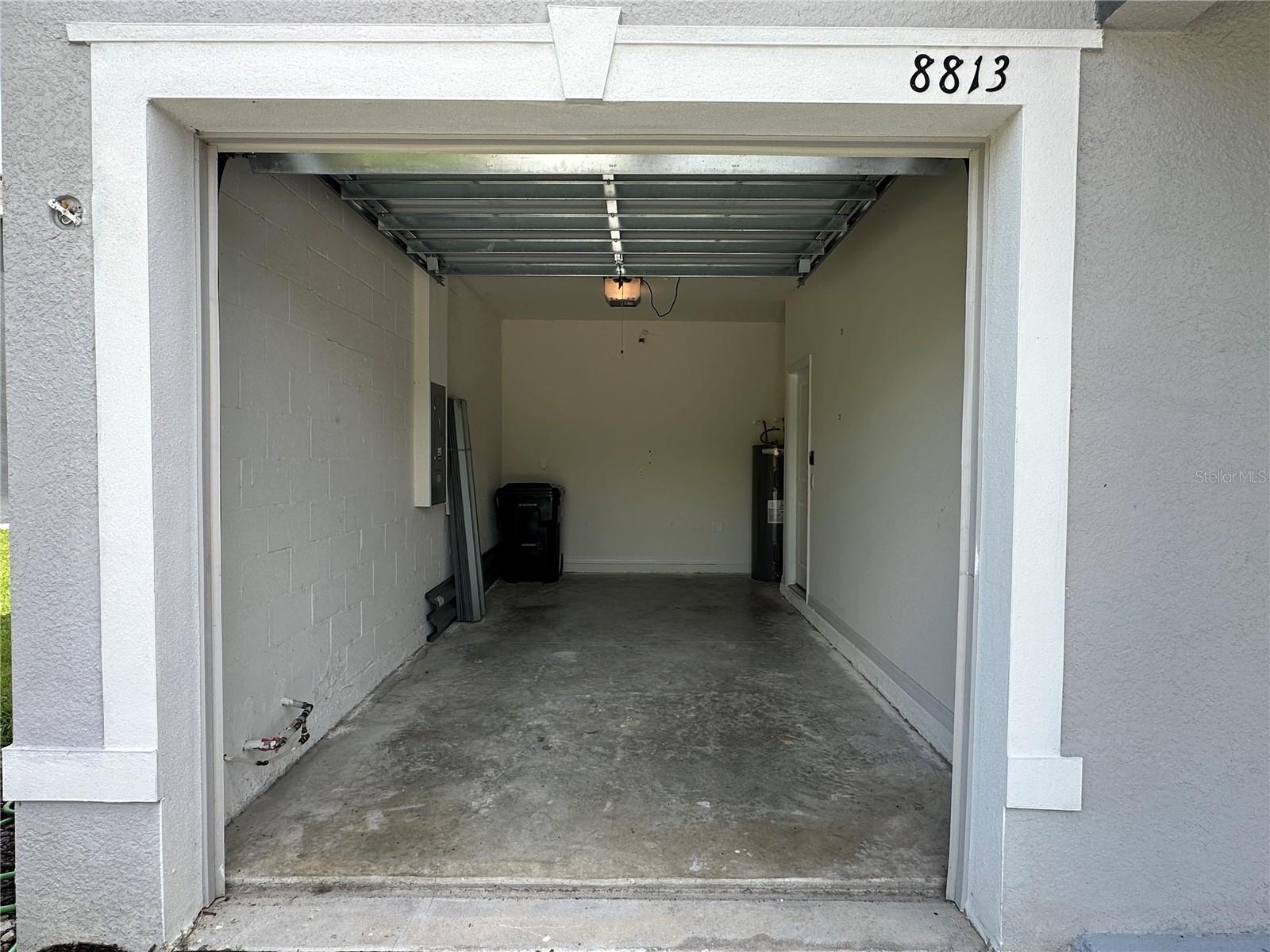 PROMENADE EAST - Residential Lease