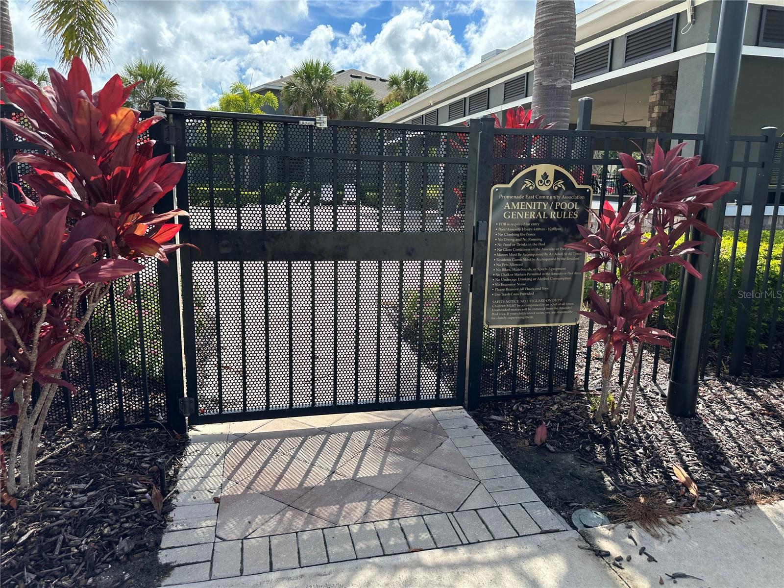 PROMENADE EAST - Residential Lease