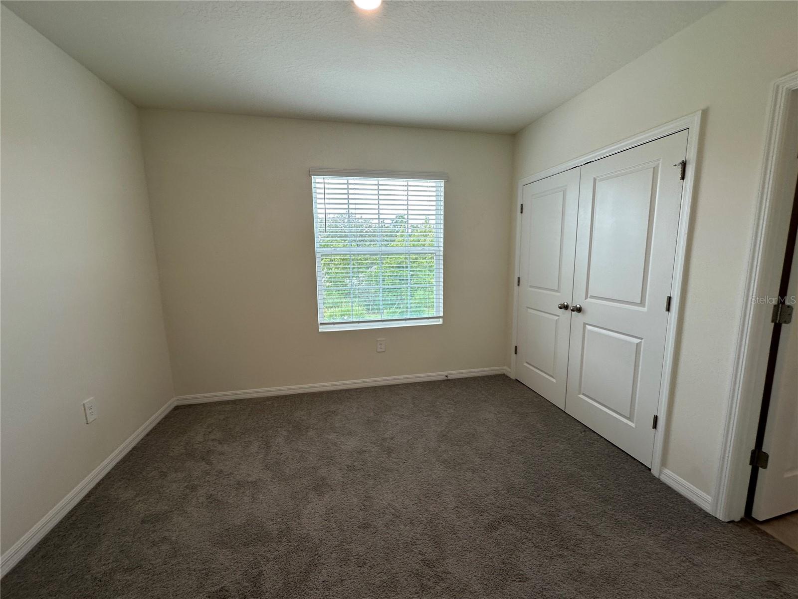 PROMENADE EAST - Residential Lease