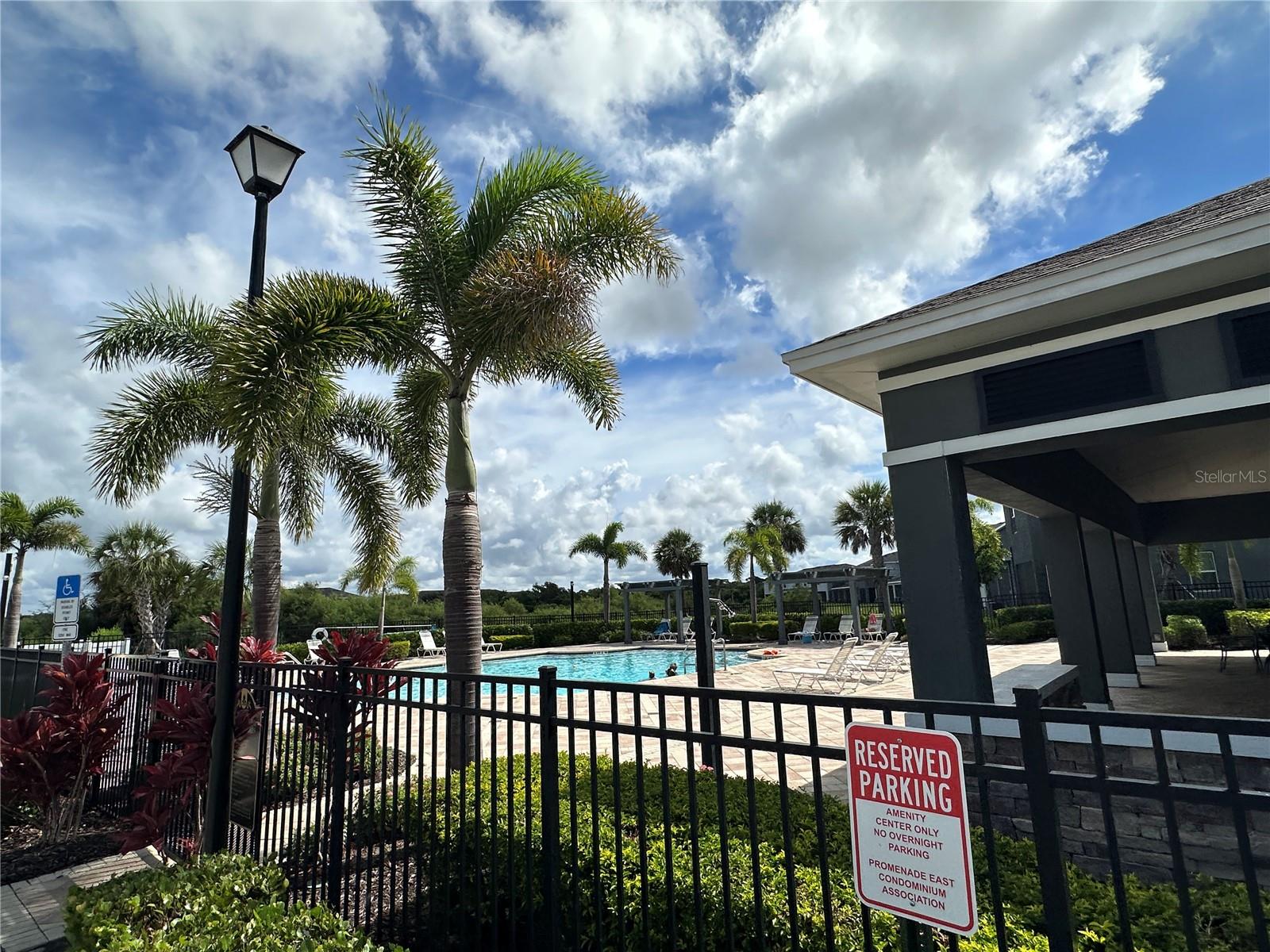 PROMENADE EAST - Residential Lease