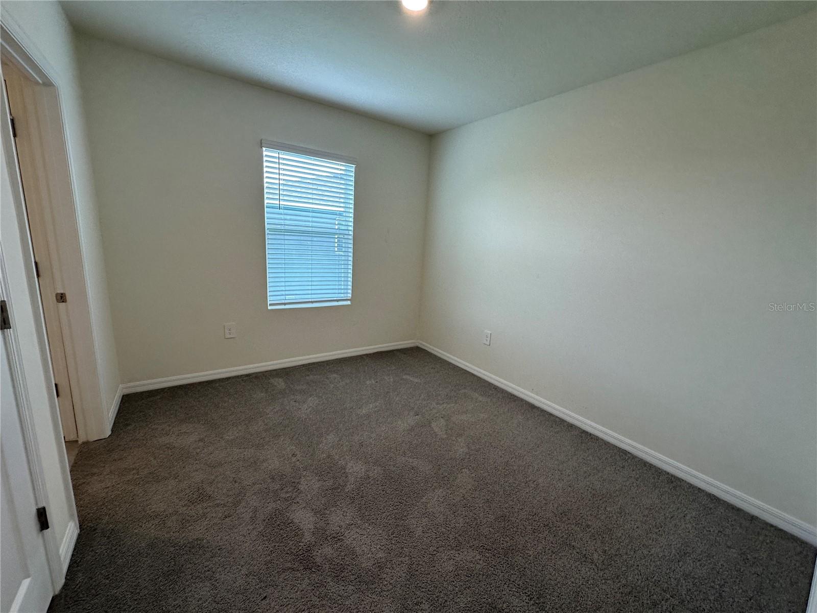 PROMENADE EAST - Residential Lease