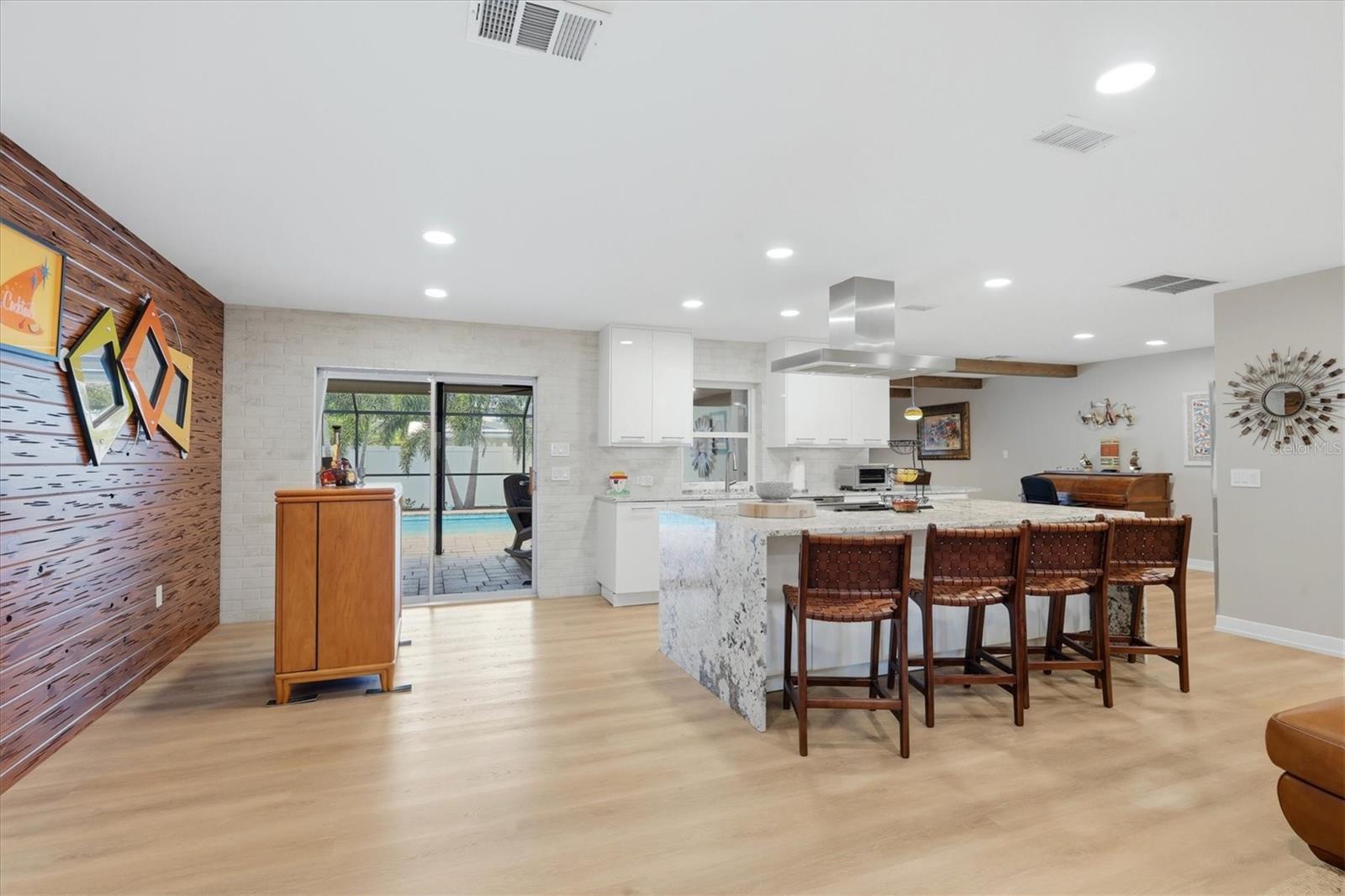 VENICE SOUTH GULF VIEW REP - Residential