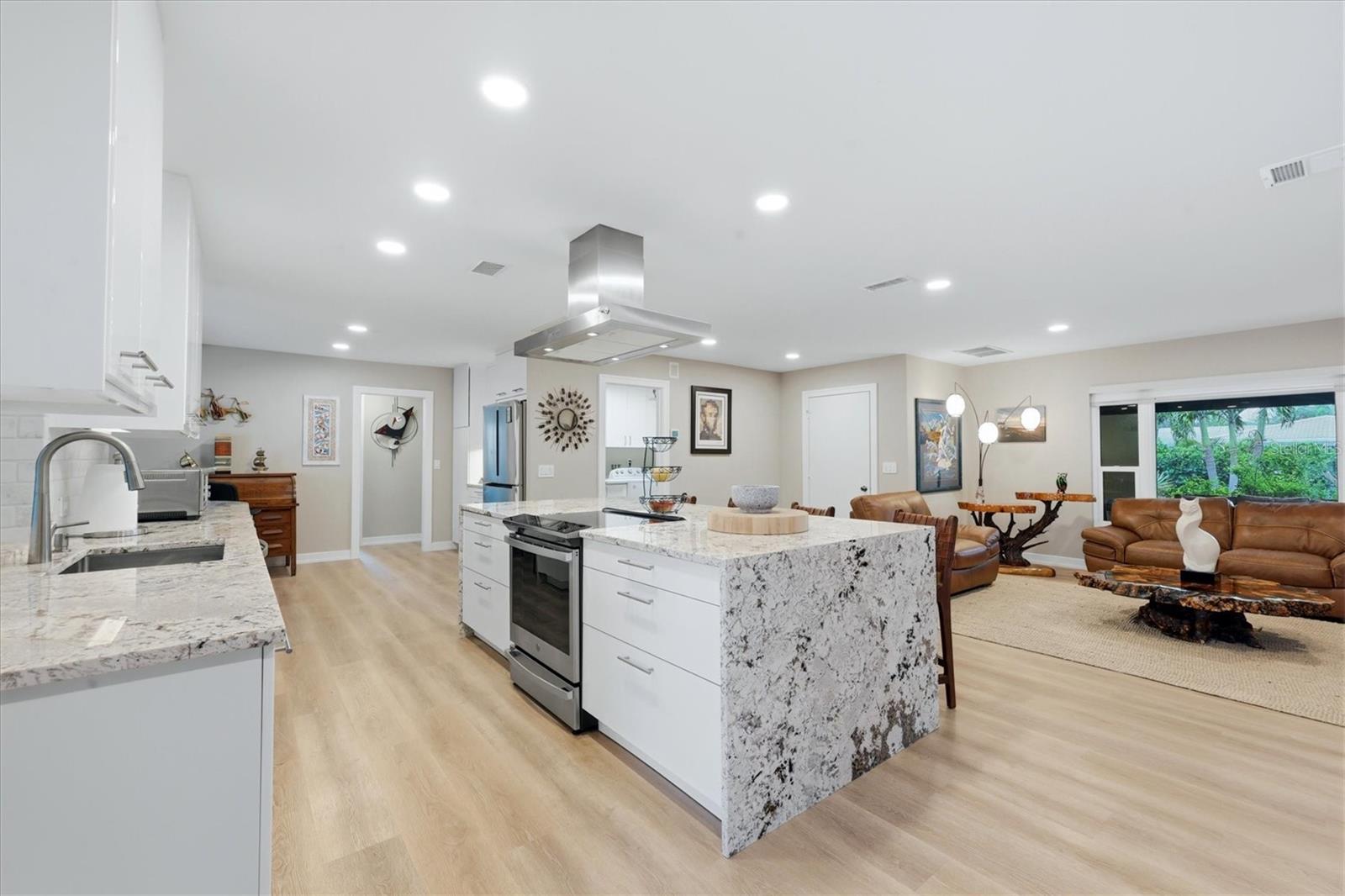 VENICE SOUTH GULF VIEW REP - Residential