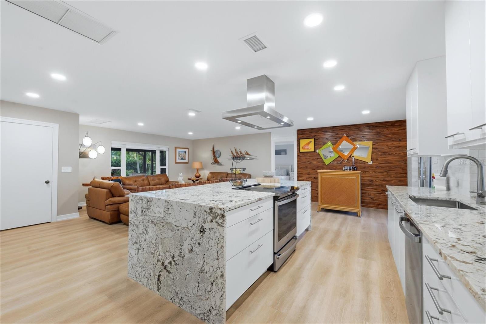 VENICE SOUTH GULF VIEW REP - Residential