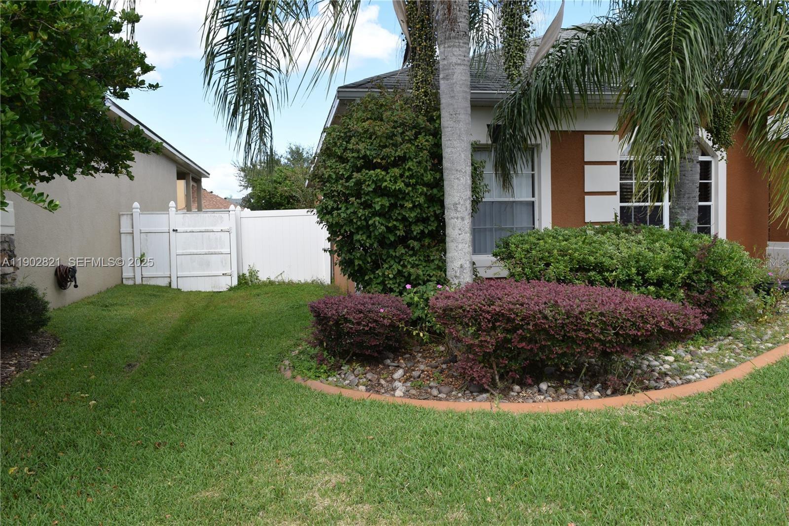 18081 THORNHILL GRAND CIRCLE