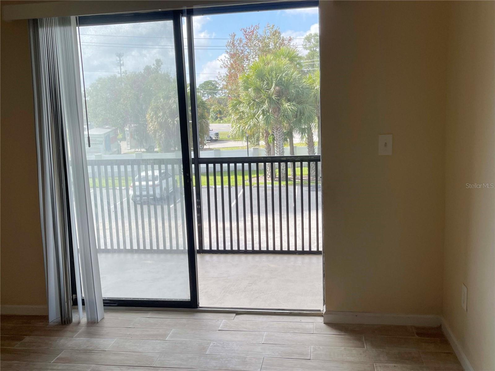 PINE RIDGE CLUB II - Residential Lease