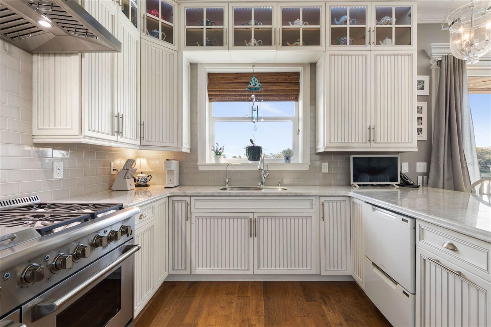 HARBOR VILLAGE MARINA - Residential