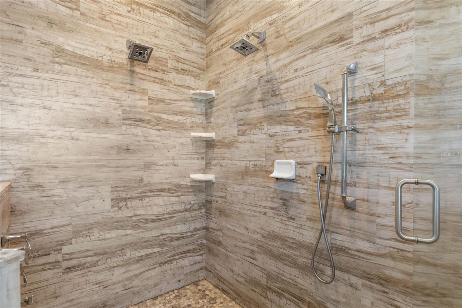 HARBOR VILLAGE MARINA - Residential