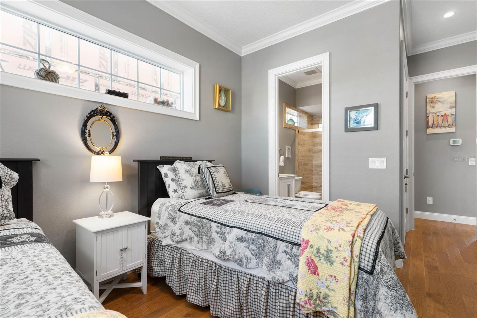 HARBOR VILLAGE MARINA - Residential