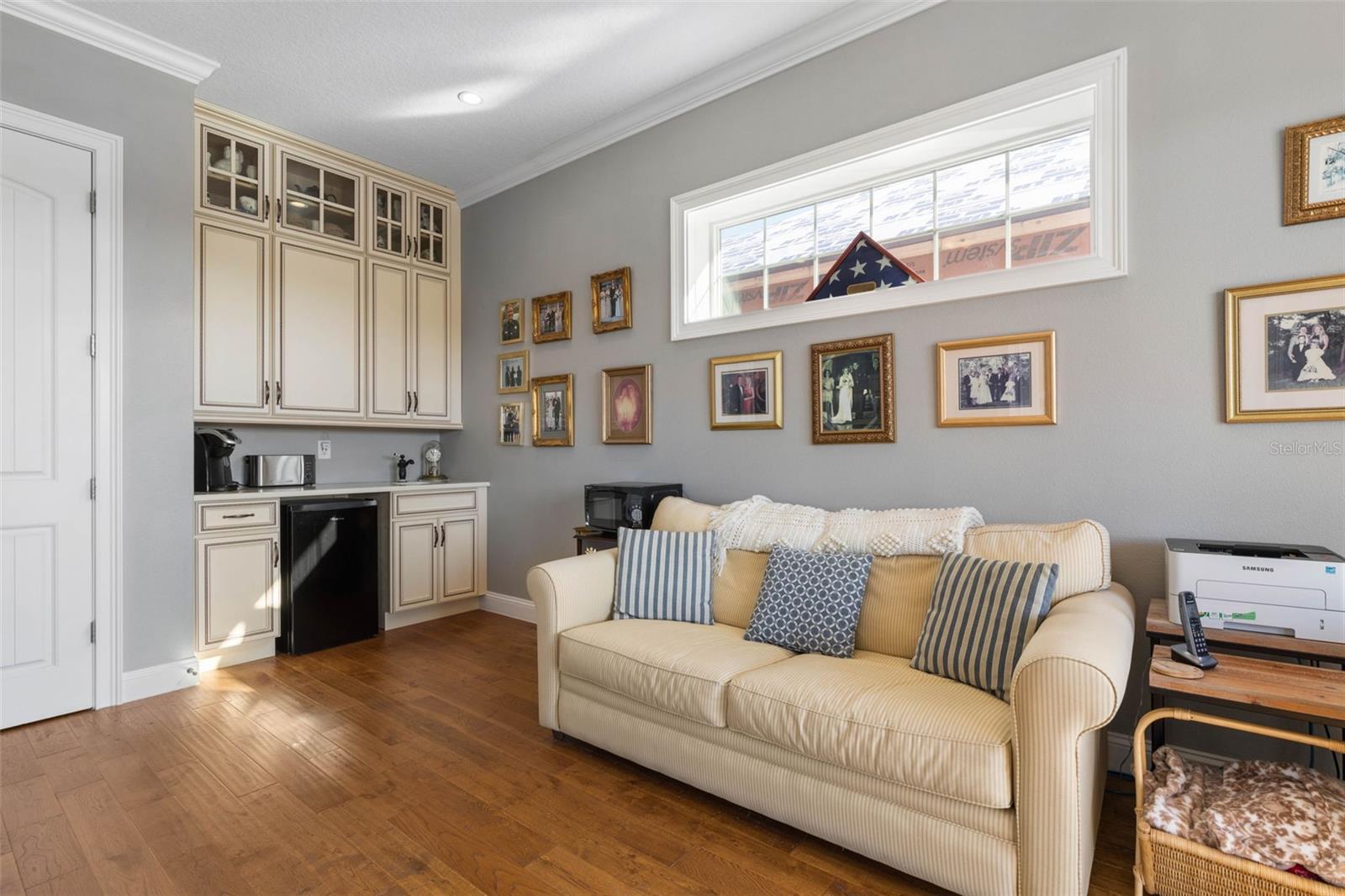 HARBOR VILLAGE MARINA - Residential