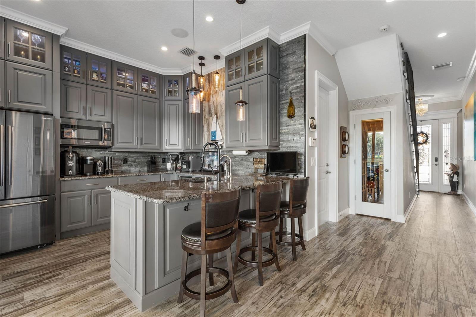 HARBOR VILLAGE MARINA - Residential