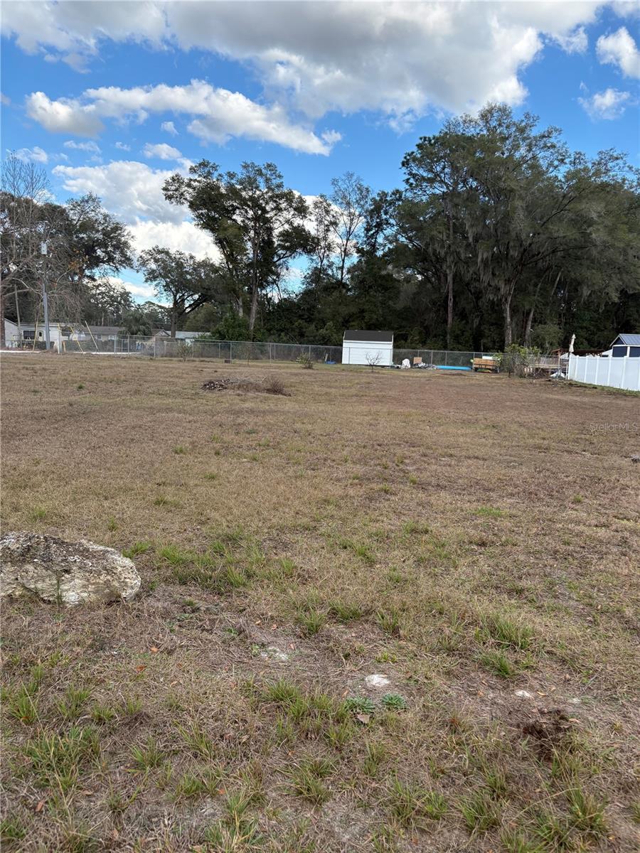 BELLEVIEW HEIGHTS ESTATE - Land