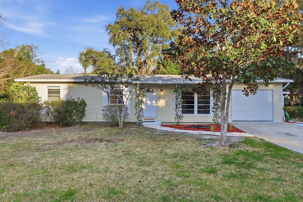 Photo of 1045 N Fan Palm Point, Crystal River, FL 34429 (MLS # TB8472159)