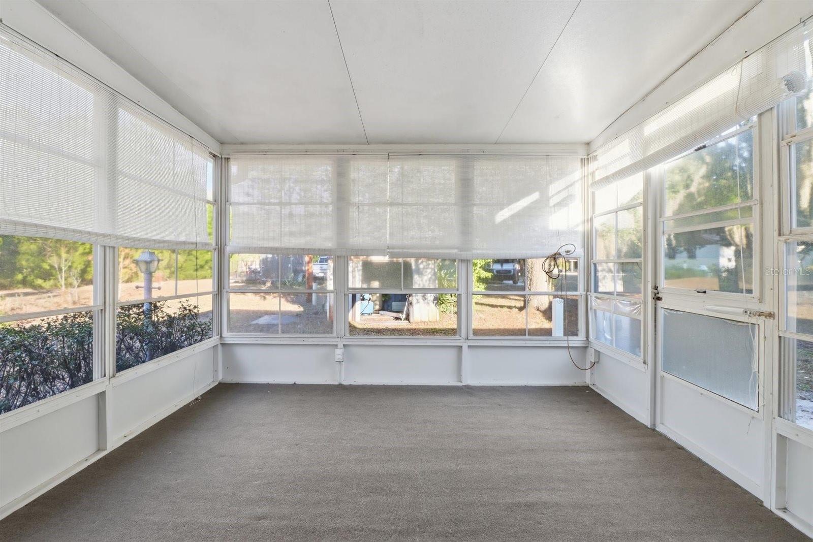 LA JOLLA PALMS - Residential