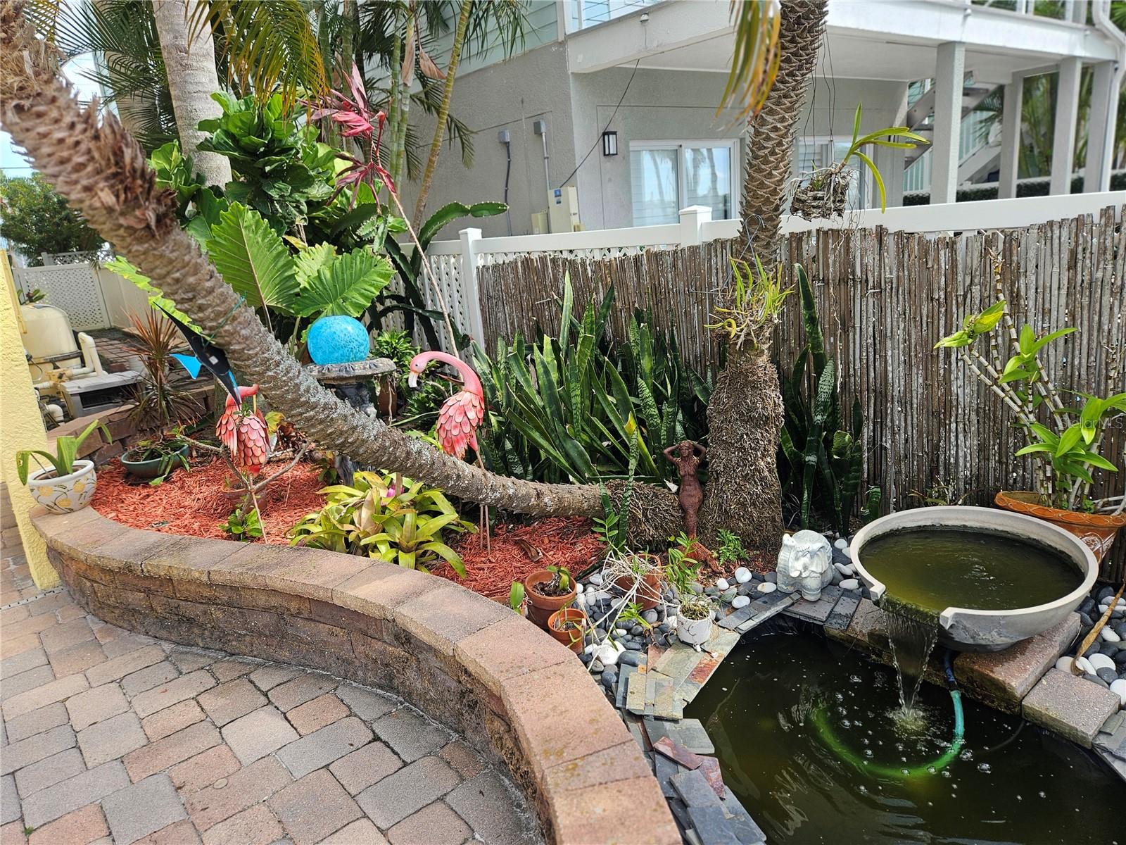 GALLEYS COVE - Residential