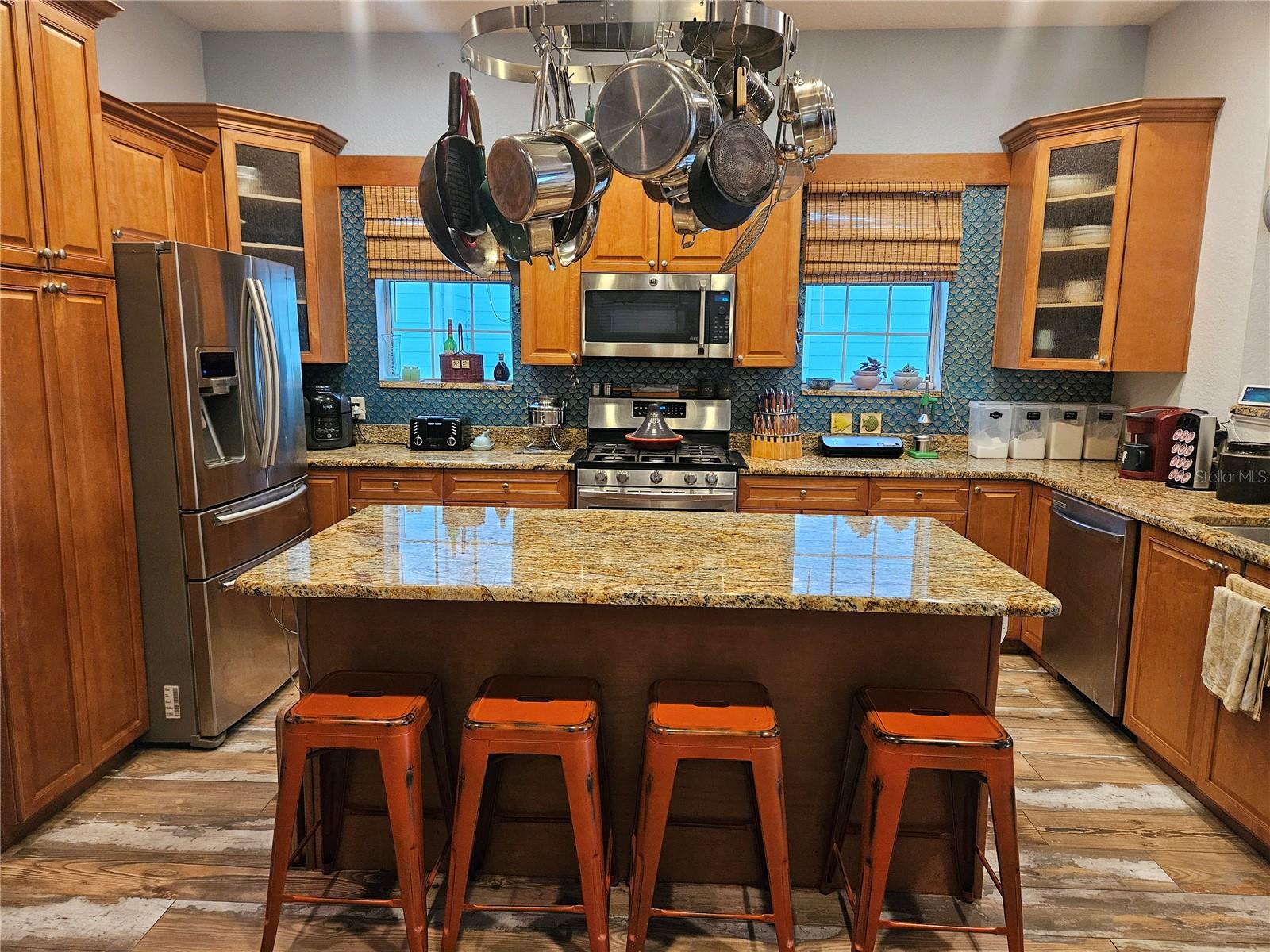 GALLEYS COVE - Residential