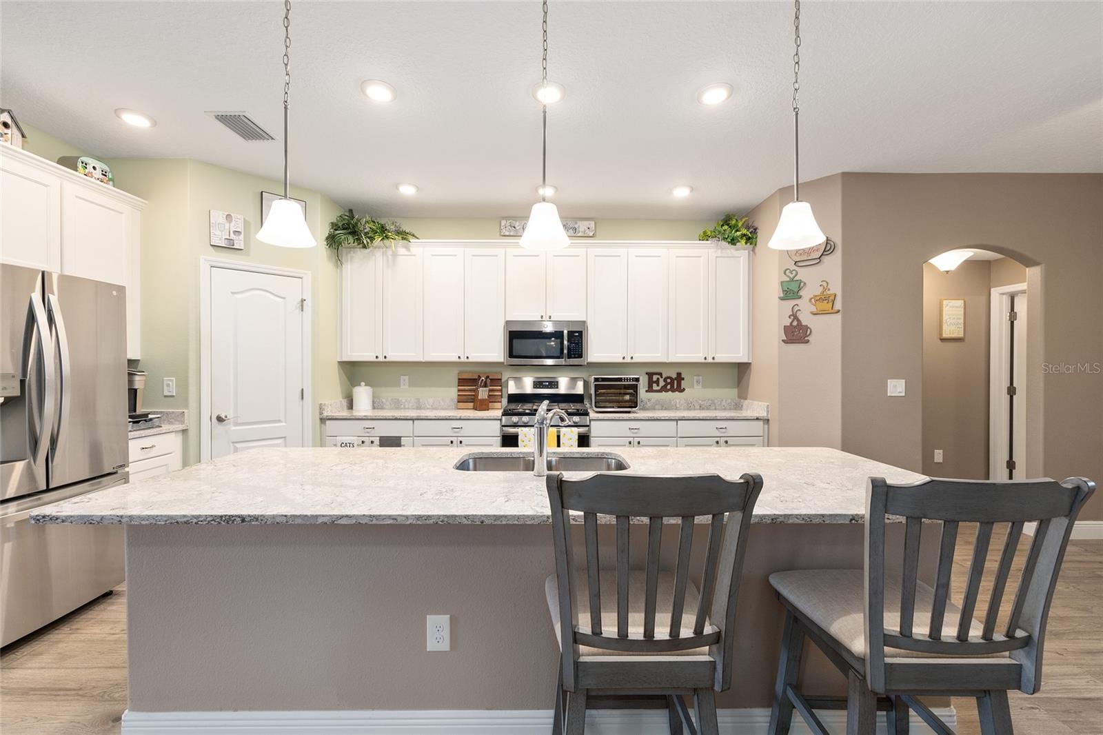 ARLINGTON RIDGE - Residential