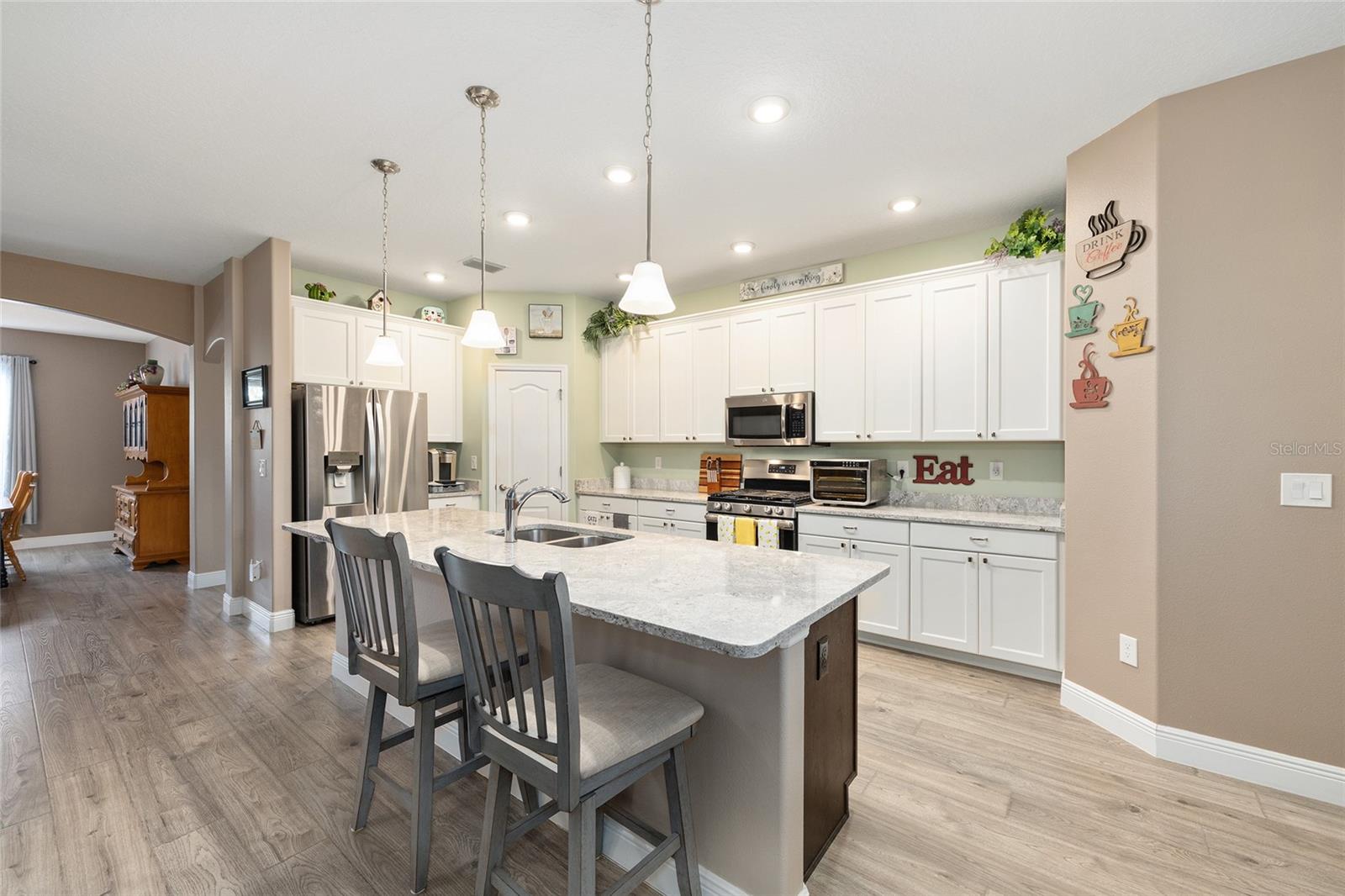 ARLINGTON RIDGE - Residential