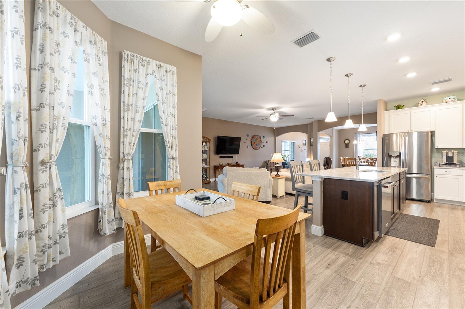 ARLINGTON RIDGE - Residential