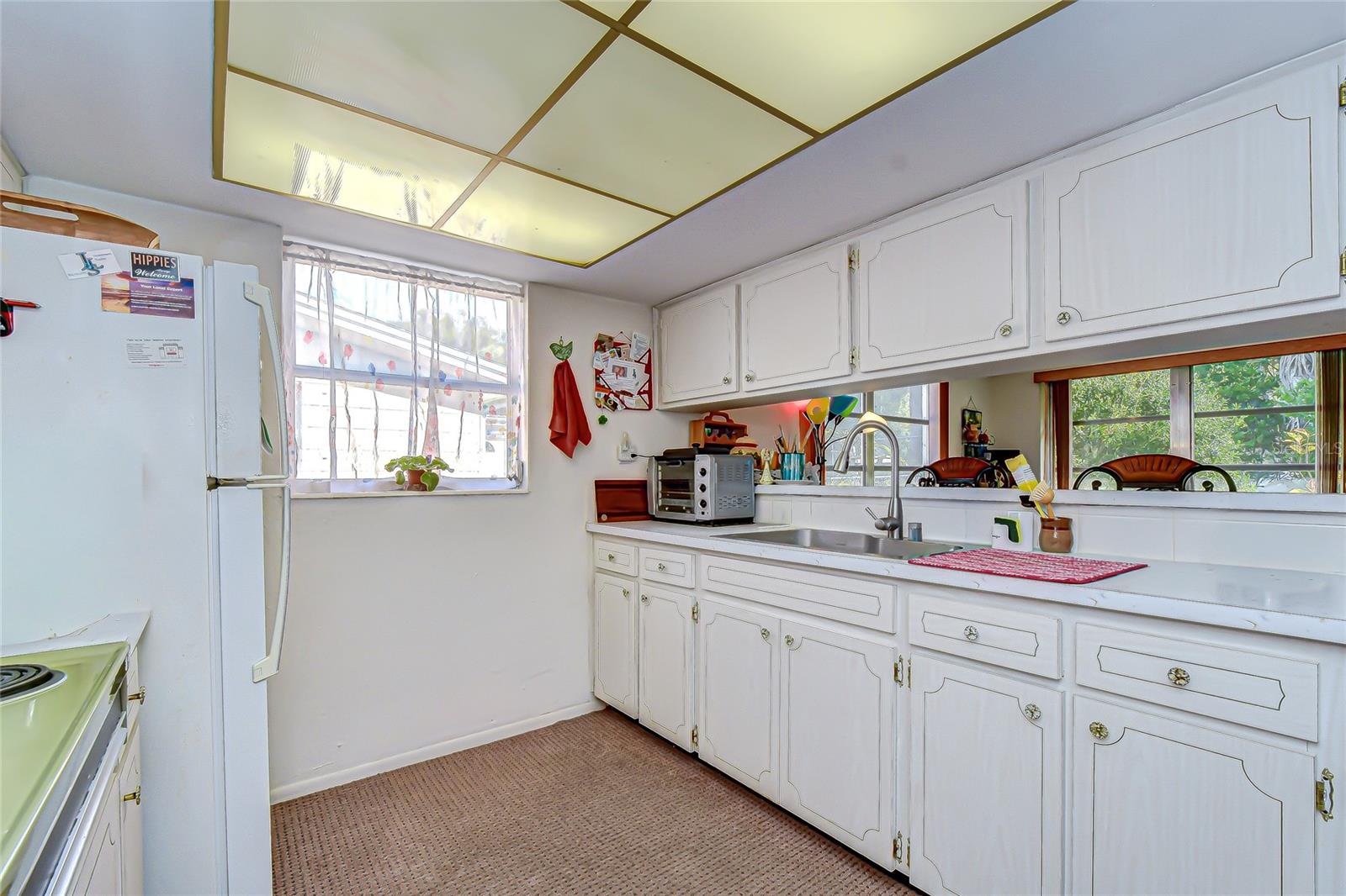 HOLIDAY GARDENS - Residential