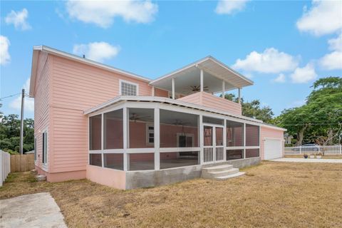 A home in PALM HARBOR